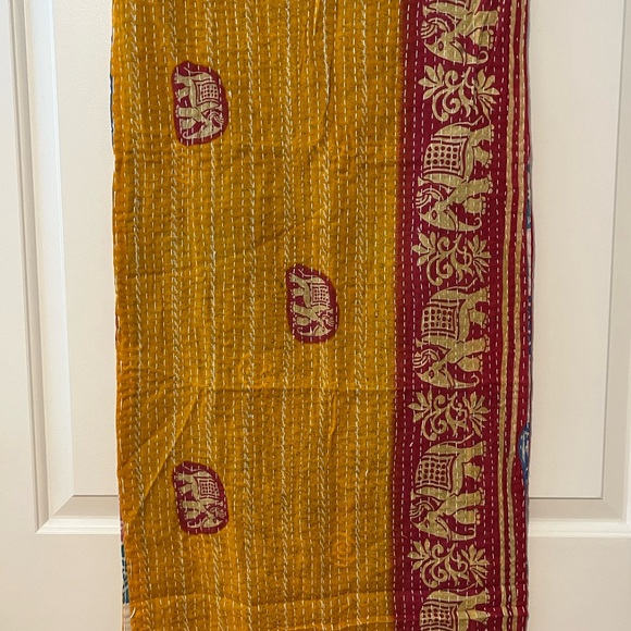 Kantha Scarf Reversible Two Sided Sari Head Wrap Decor Linen Sarong - Picture 8 of 10